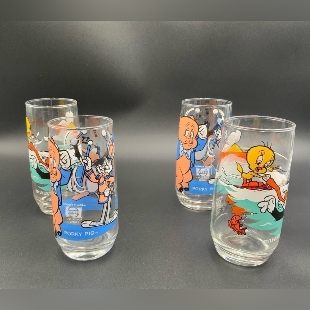 Set Of 4 Vintage 1979 Pepsi Sylvester & Porky Looney Tunes Glasses Collector